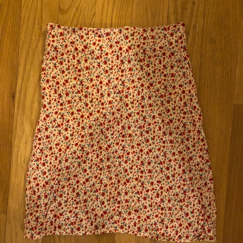 Brandy Melville skirt